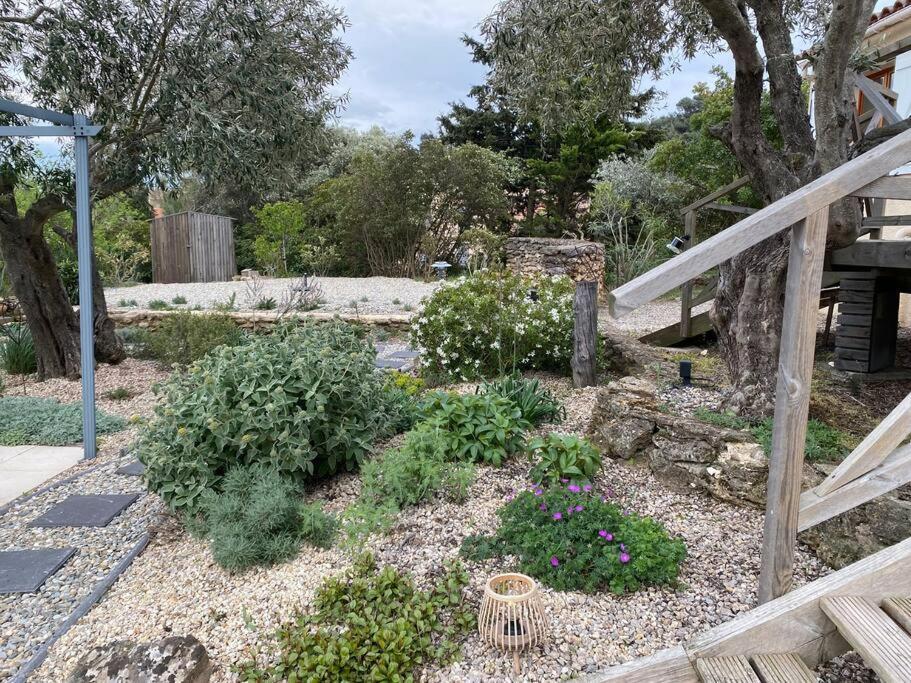 Neuve Romantique Montbrun-des-Corbieres Екстер'єр фото